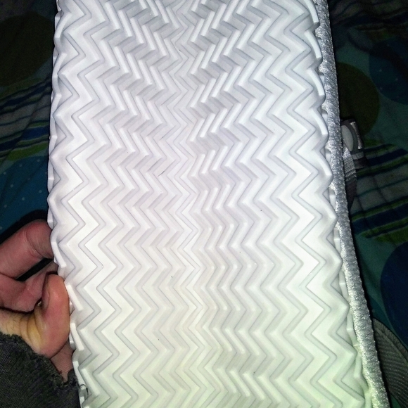 Nwt Jordan Backpack with padded laptop pouch - Picture 1 of 9